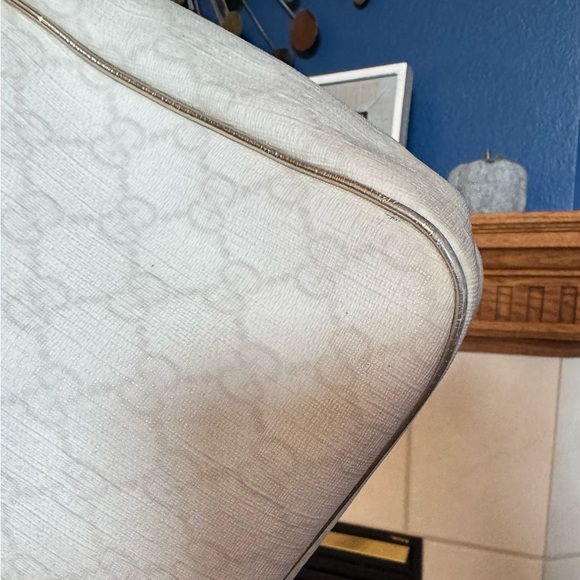 🎄EUC GUCCI GG Supreme Hobo - Picture 14 of 17